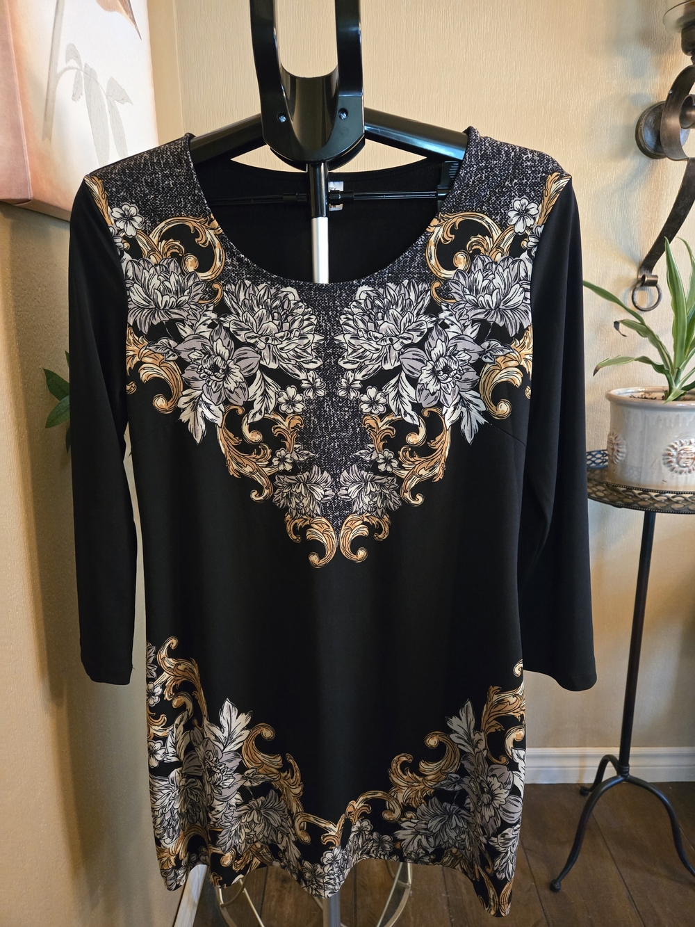 Jockey Black Floral Scroll-Print Women's Tunic Top